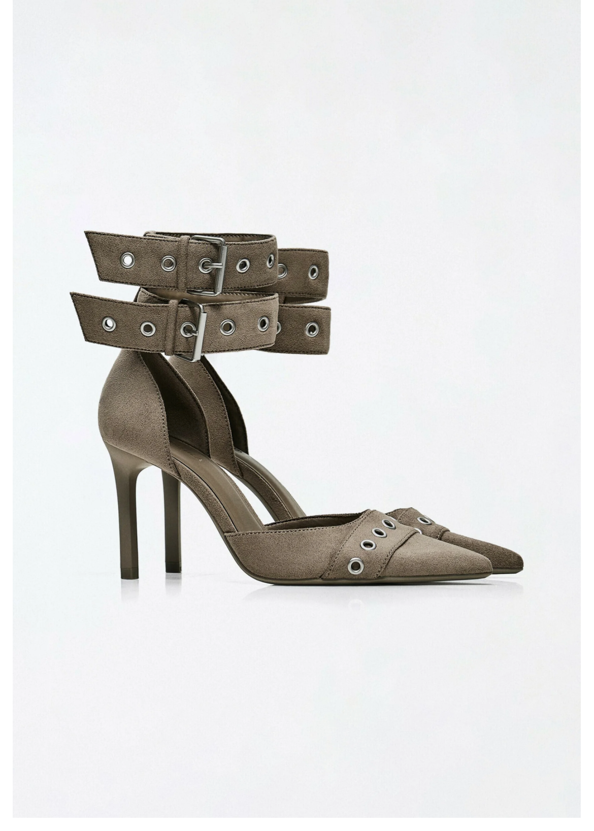 Bershka Escarpins à Talons avec Brides & Boucles -
Sable